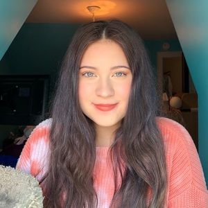 Meet your Posher, Diana